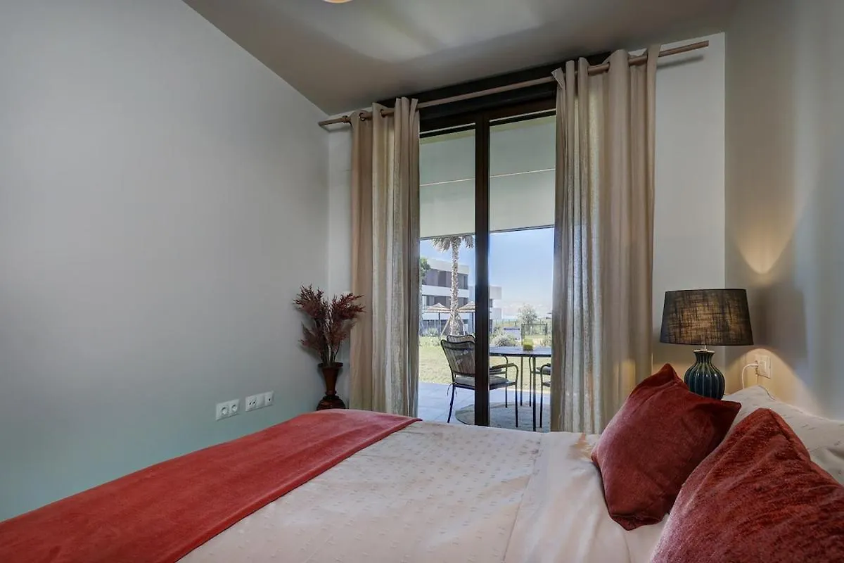 Peaceful Apartment With Views And Garden Estepona